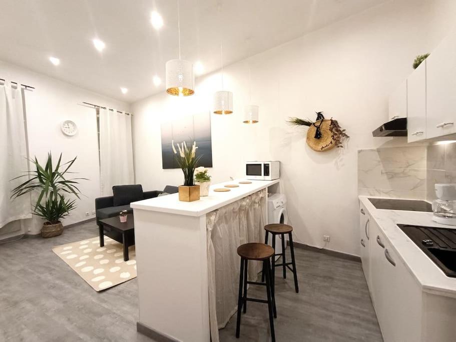 Appartement Gare Saint Charles Marseille Bagian luar foto